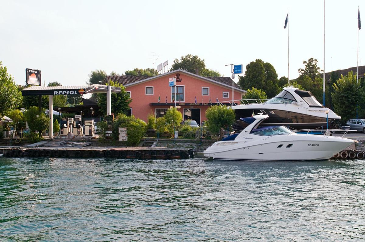 Hotel Johnson Peschiera del Garda Dış mekan fotoğraf